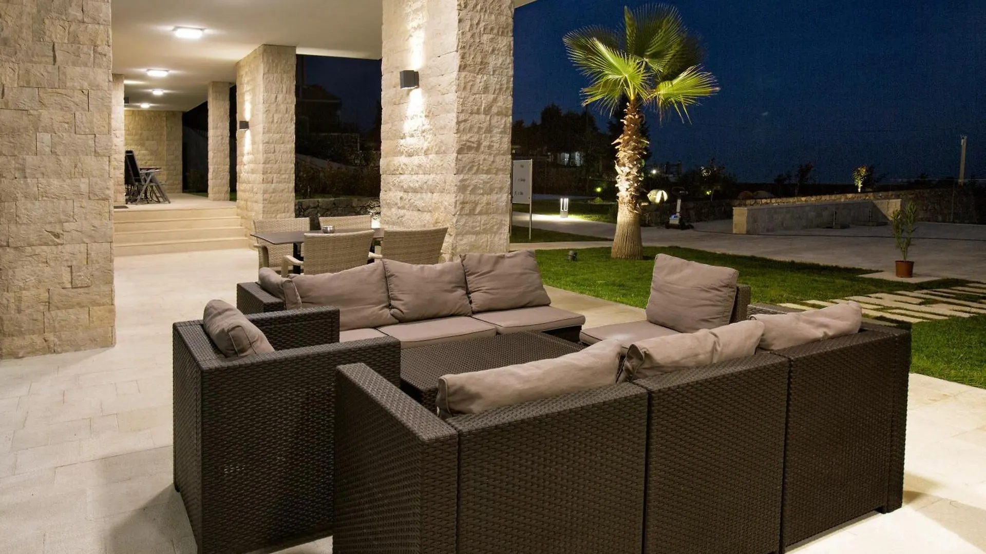 Villa Rita Pool & Spa Mascalucia Italien