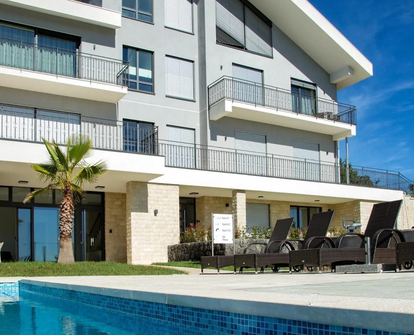 Villa Rita Pool & Spa Mascalucia Italy